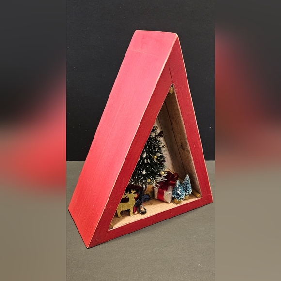 Wood Christmas Trees - Picture 3 of 11